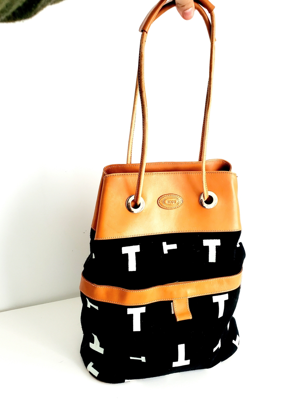 TOD'S Black & Tan Leather-Trim Tote Bag - Y2K